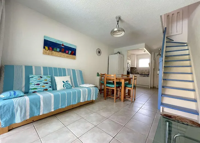 Holiday home Maison Calme Au Lavandou Avec Climatisation - Fr-1-308-143